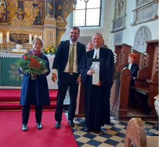 Pfarrer Dr. Liebenberg mit Frau und Bürgermeister Langner